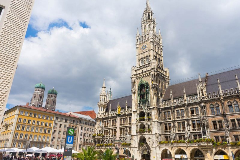 New-City-Hall-Rathaus-Marienplatz-Munich